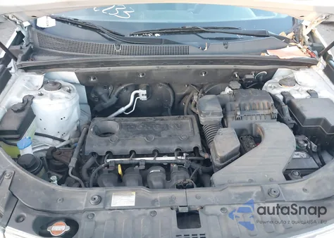 2011 Kia Sorento Lx z USA, uszkodzony, nr VIN 5XYKT4A14BG167022